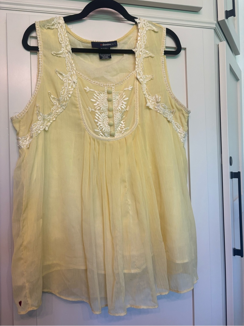Butter Yellow Sheer Embroidered Lace Trim Fairycore Top size 18w Denim 24/7